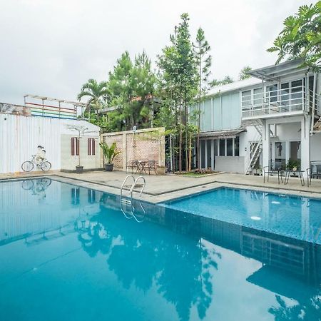 Capital O 852 The Silk At Dago Hotel บันดุง ภายนอก รูปภาพ