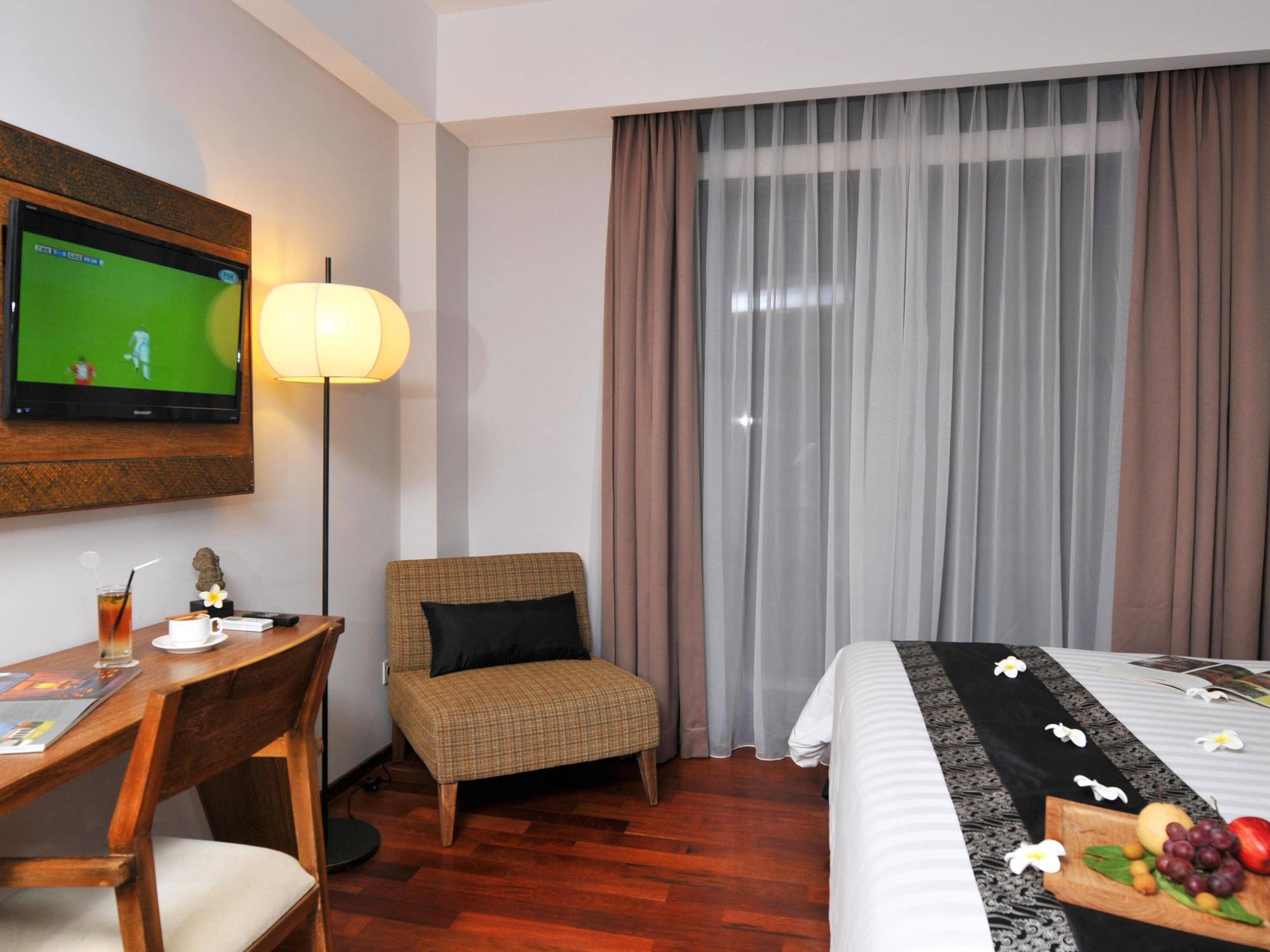 Capital O 852 The Silk At Dago Hotel บันดุง ภายนอก รูปภาพ
