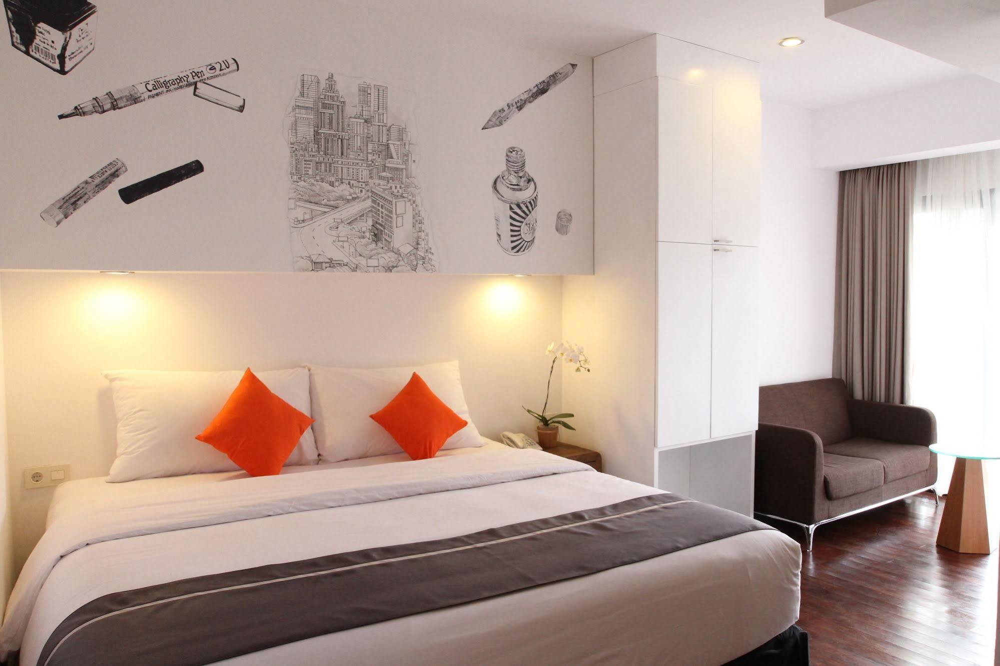 Capital O 852 The Silk At Dago Hotel บันดุง ภายนอก รูปภาพ