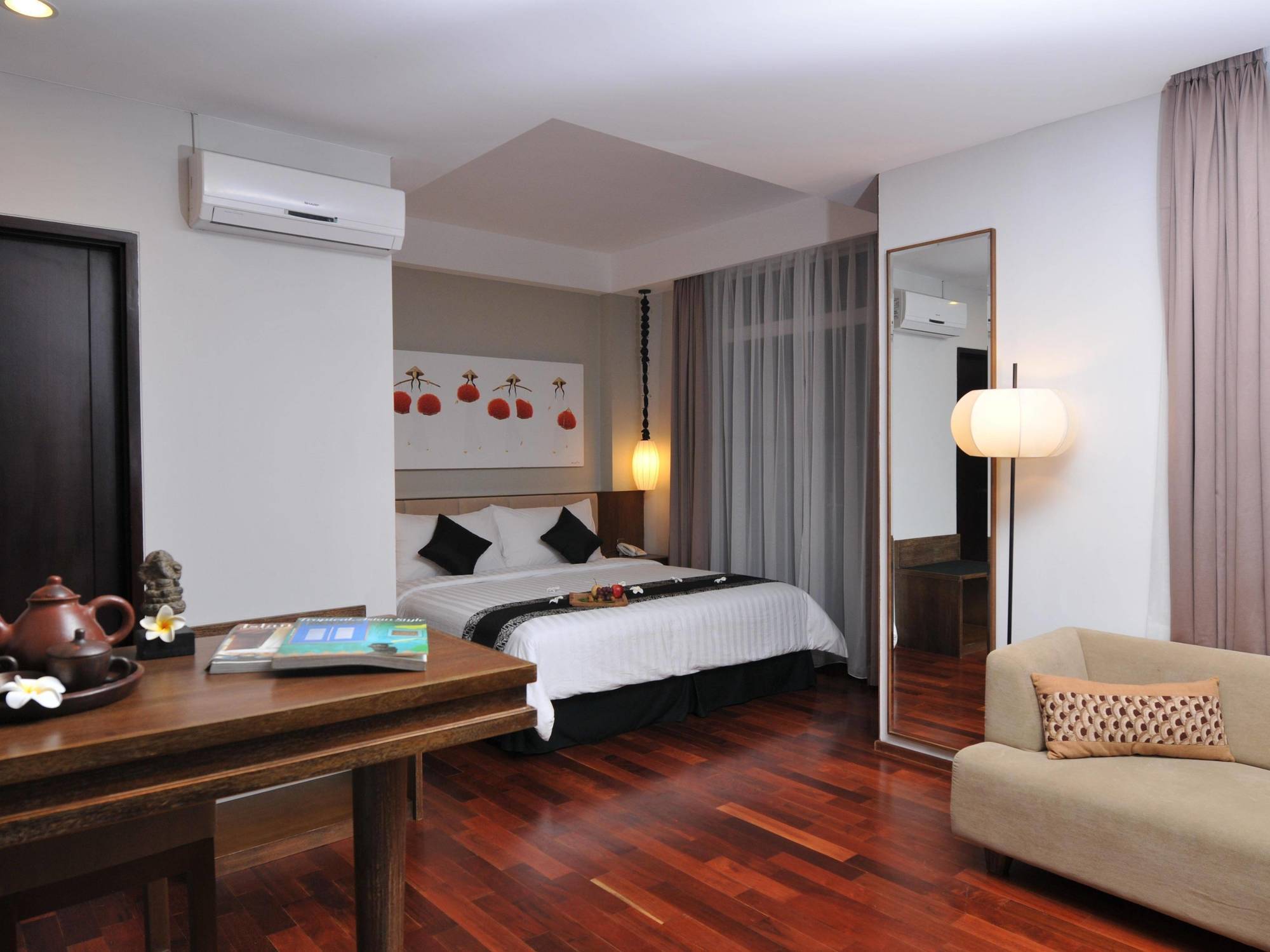 Capital O 852 The Silk At Dago Hotel บันดุง ภายนอก รูปภาพ