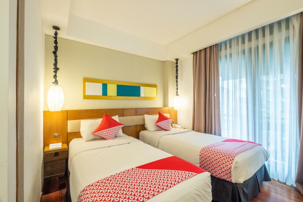 Capital O 852 The Silk At Dago Hotel บันดุง ภายนอก รูปภาพ