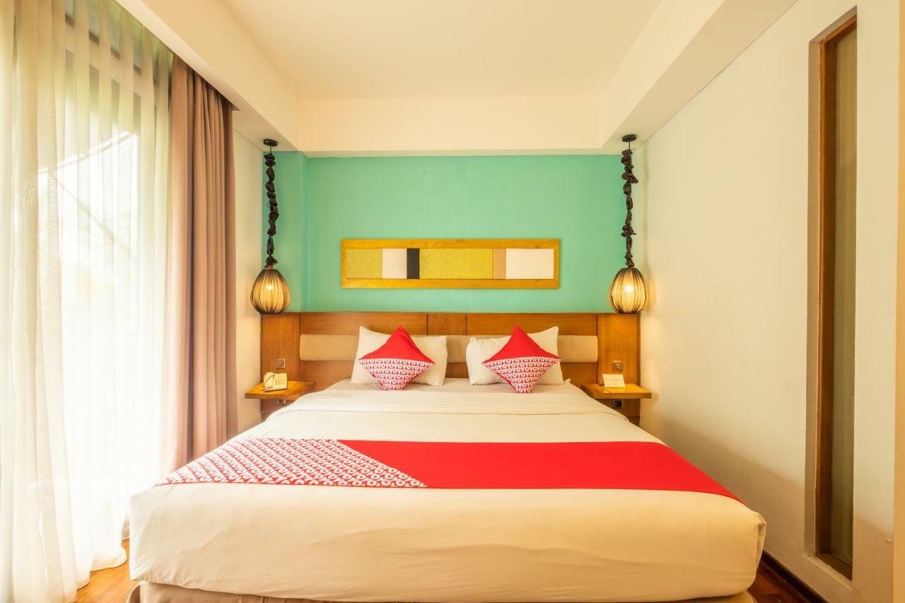 Capital O 852 The Silk At Dago Hotel บันดุง ภายนอก รูปภาพ